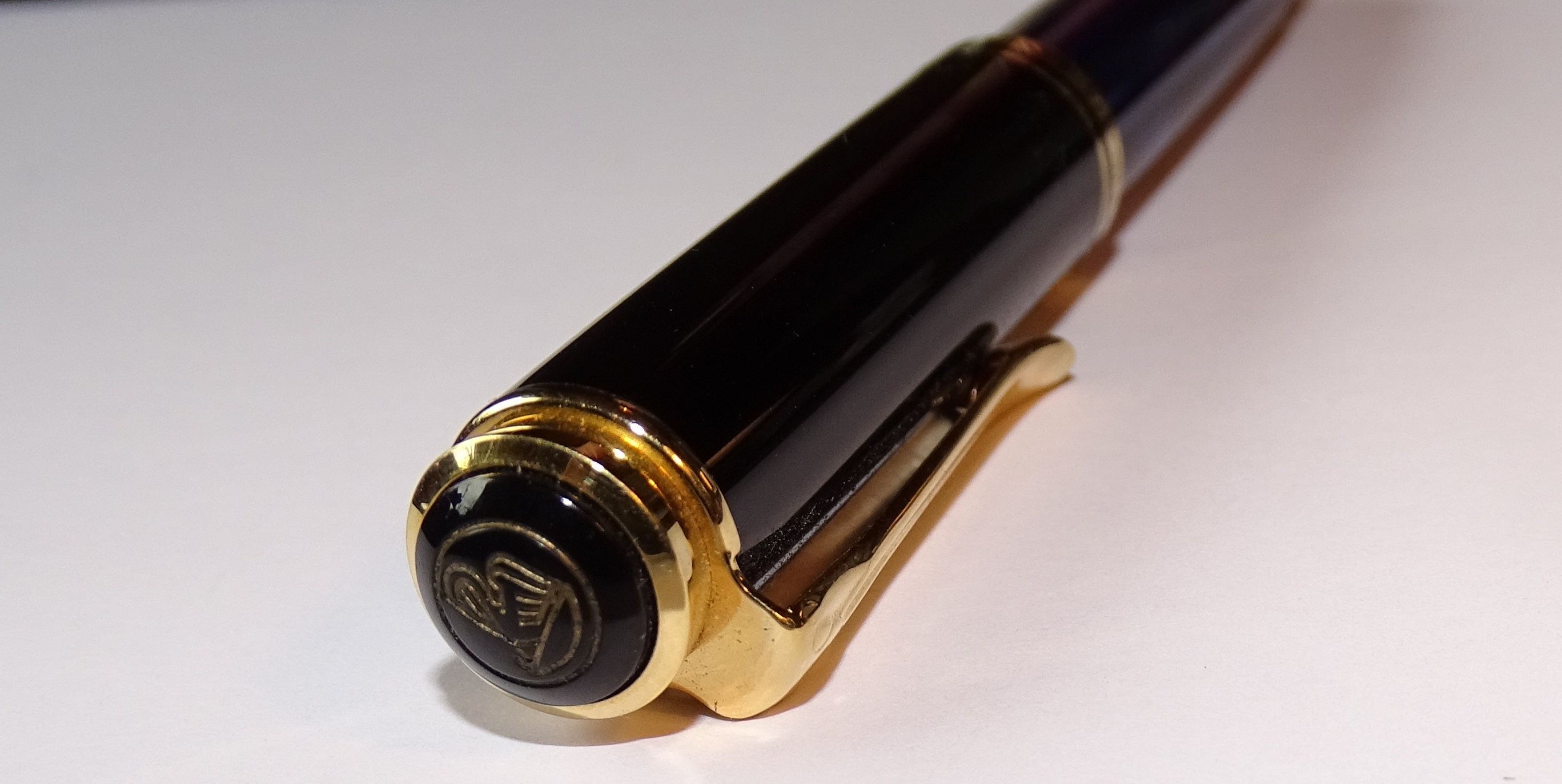 Pelikan M400 blauschimmernd02.jpg