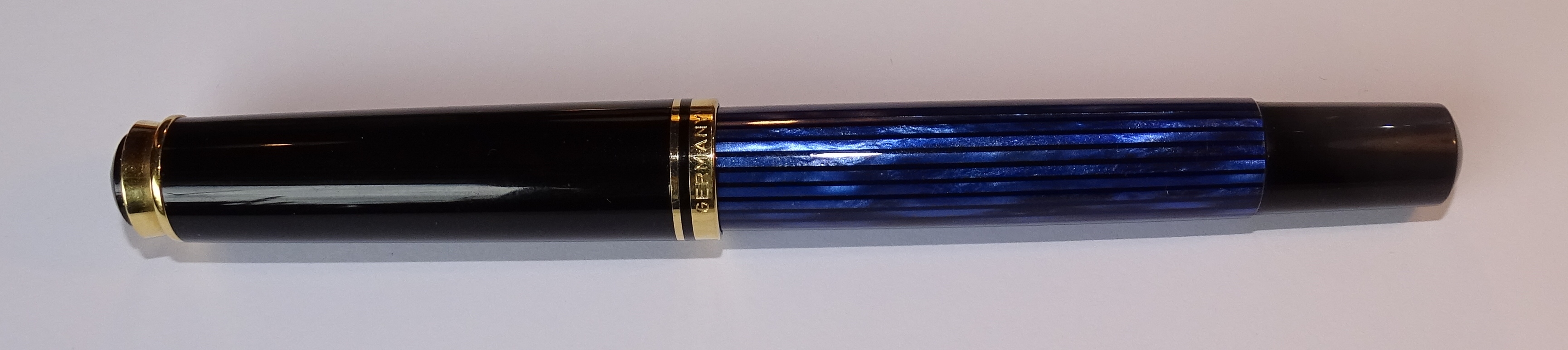 Pelikan M400 blauschimmernd01.jpg