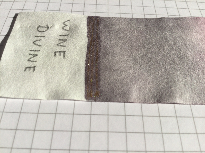 Diamine-Wine-Divine-Glitzer.jpg