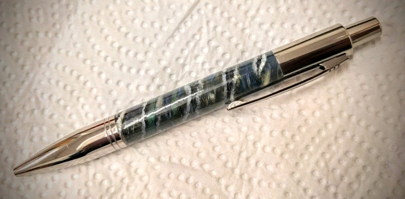 Fertiger Kugelschreiber - schwarz rhodiniertes Messing und Mammutbackenzahn