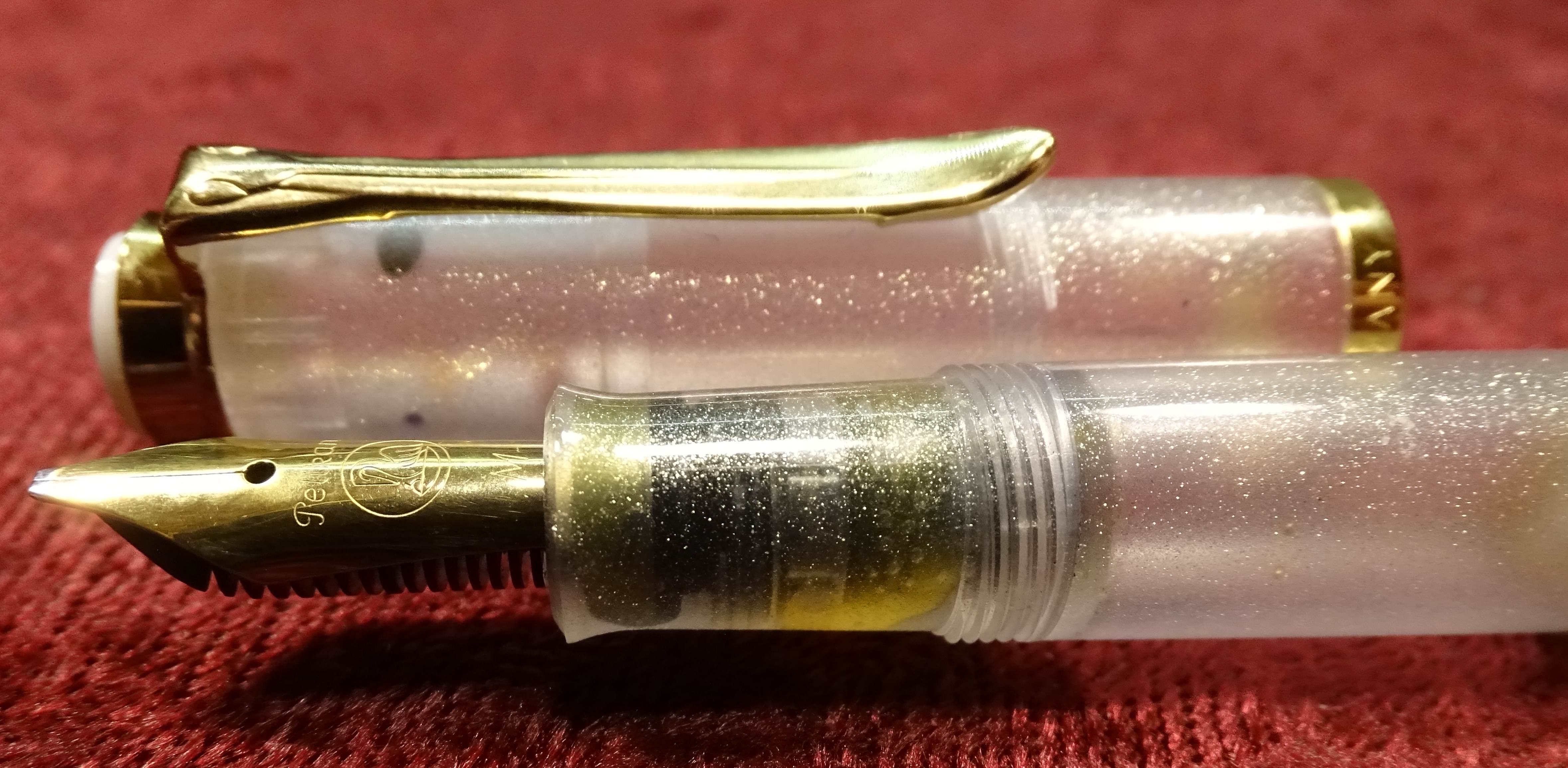 Pelikan M200 Golden Beryl Feder.jpg