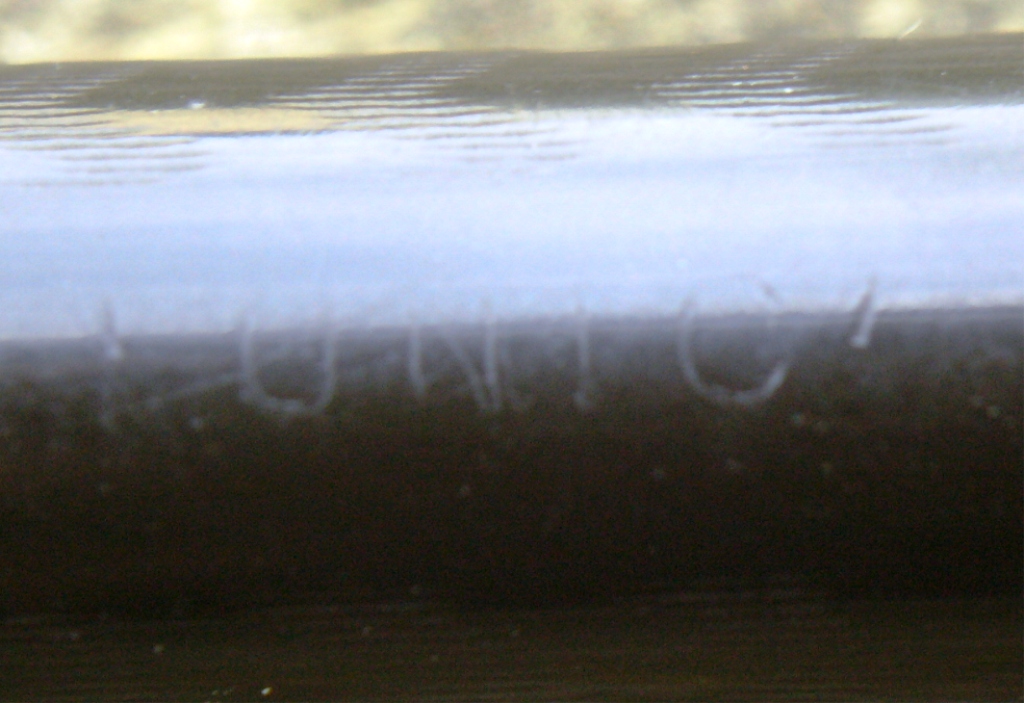 Auf dem Schaft ist noch ganz schwach die Inschrift &quot;UNIC&quot; zu erkennen