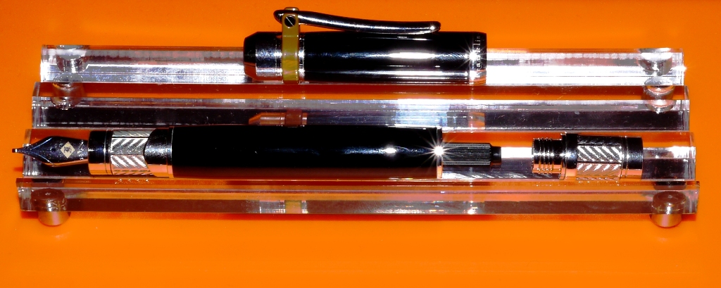 Franklin Christoph mit abgeschraubter hinterer Kappe (02) Datei verkleinert.jpg