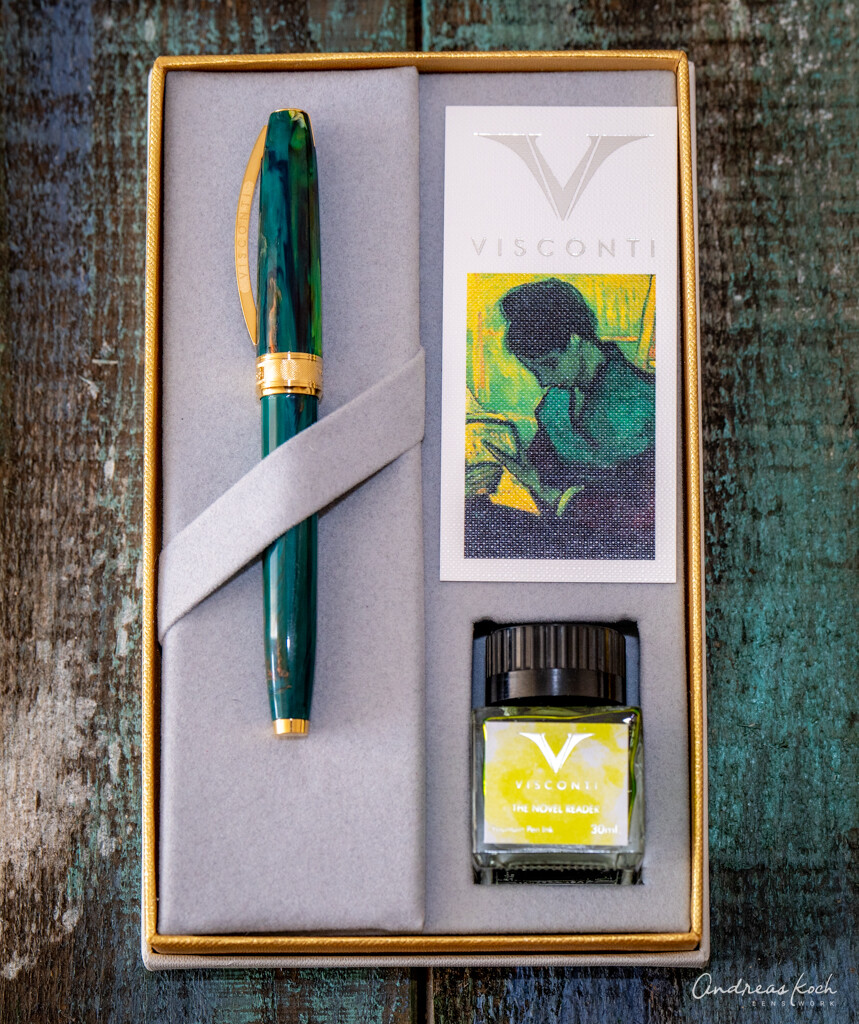 Visconti VG Novel Reader-2.jpg