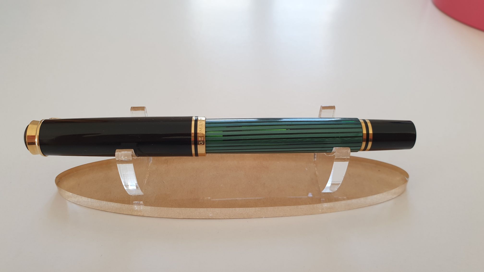 Pelikan-M400-OF-grün-gestreift.jpg