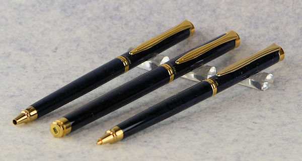 PelikanP381CiragoBlau02klein.jpg