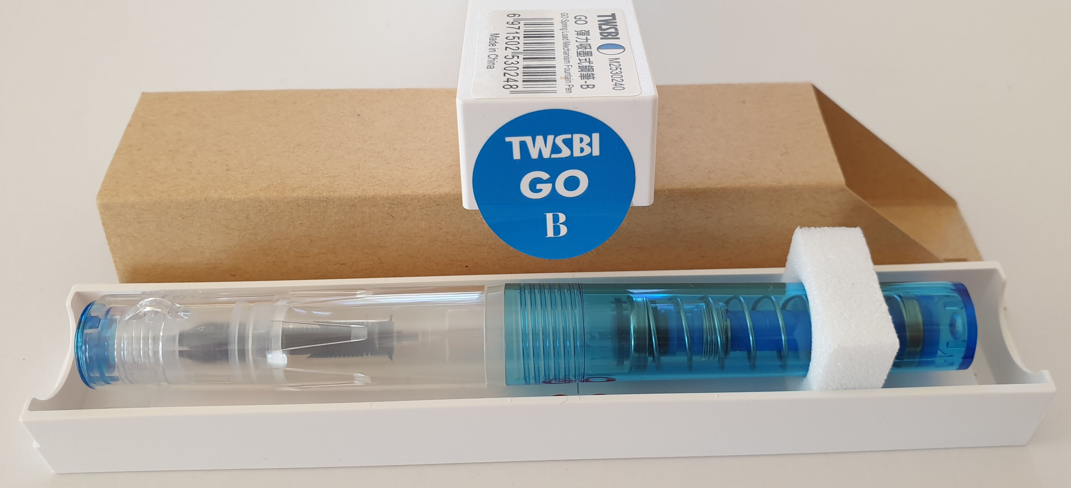 TWSBI-GO-B-blau-Verpackung.jpg