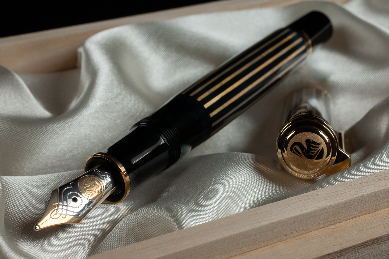 Pelikan, LE, M800, Raden Royal Gold, 07.jpg