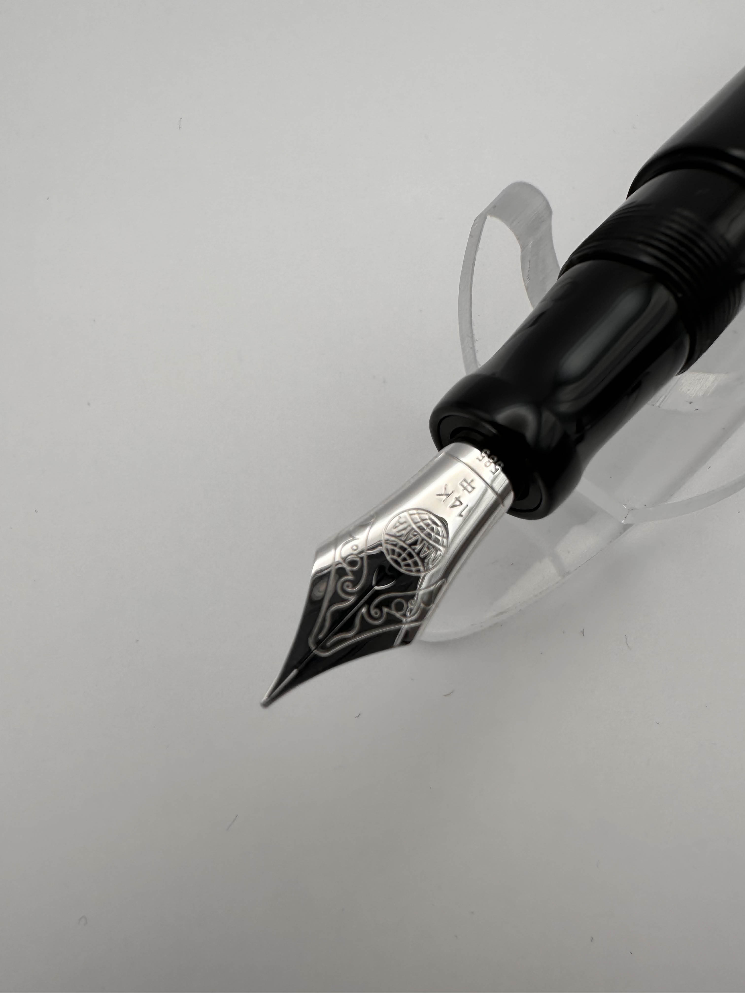 10 Nakaya Cigar.jpg