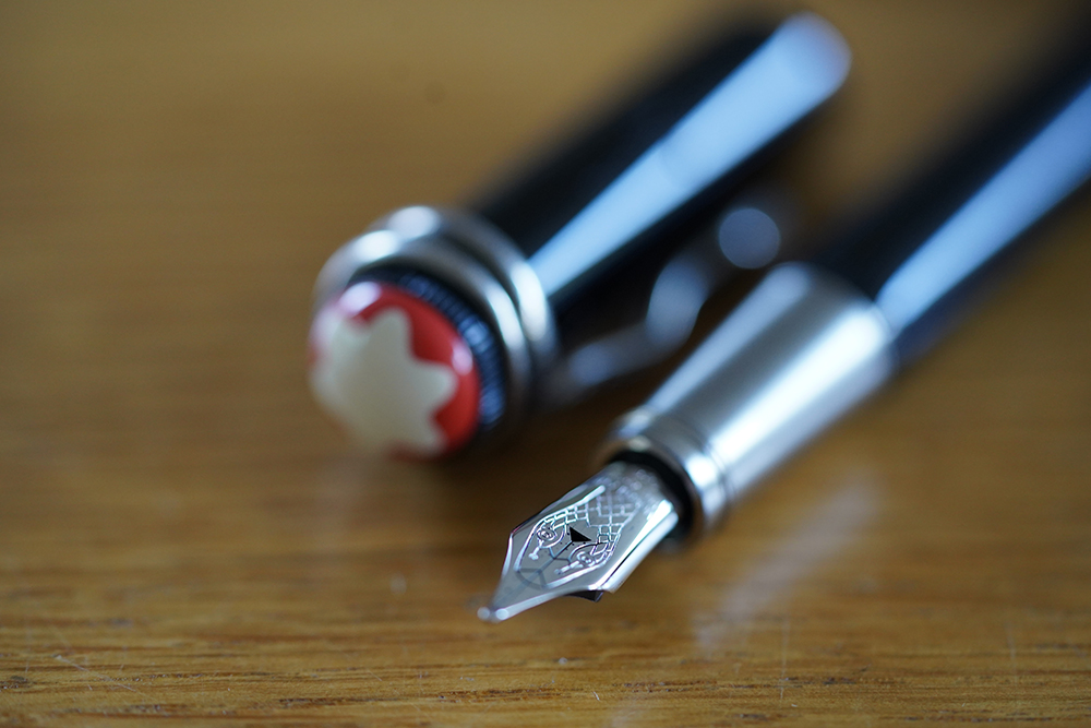 Montblanc_Heritage_Rouge-et-noir_makro_2.jpg