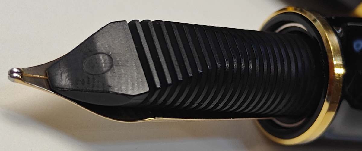 Pelikan M1000 04.jpg