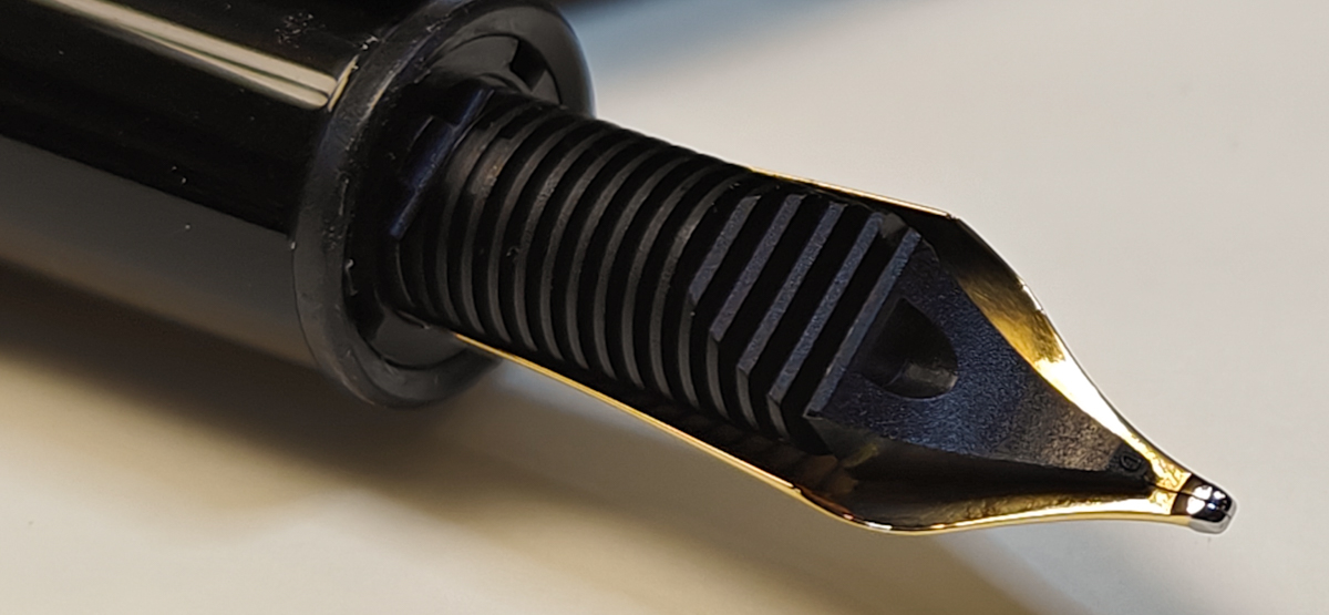Montblanc Legrand Carbon 03.jpg