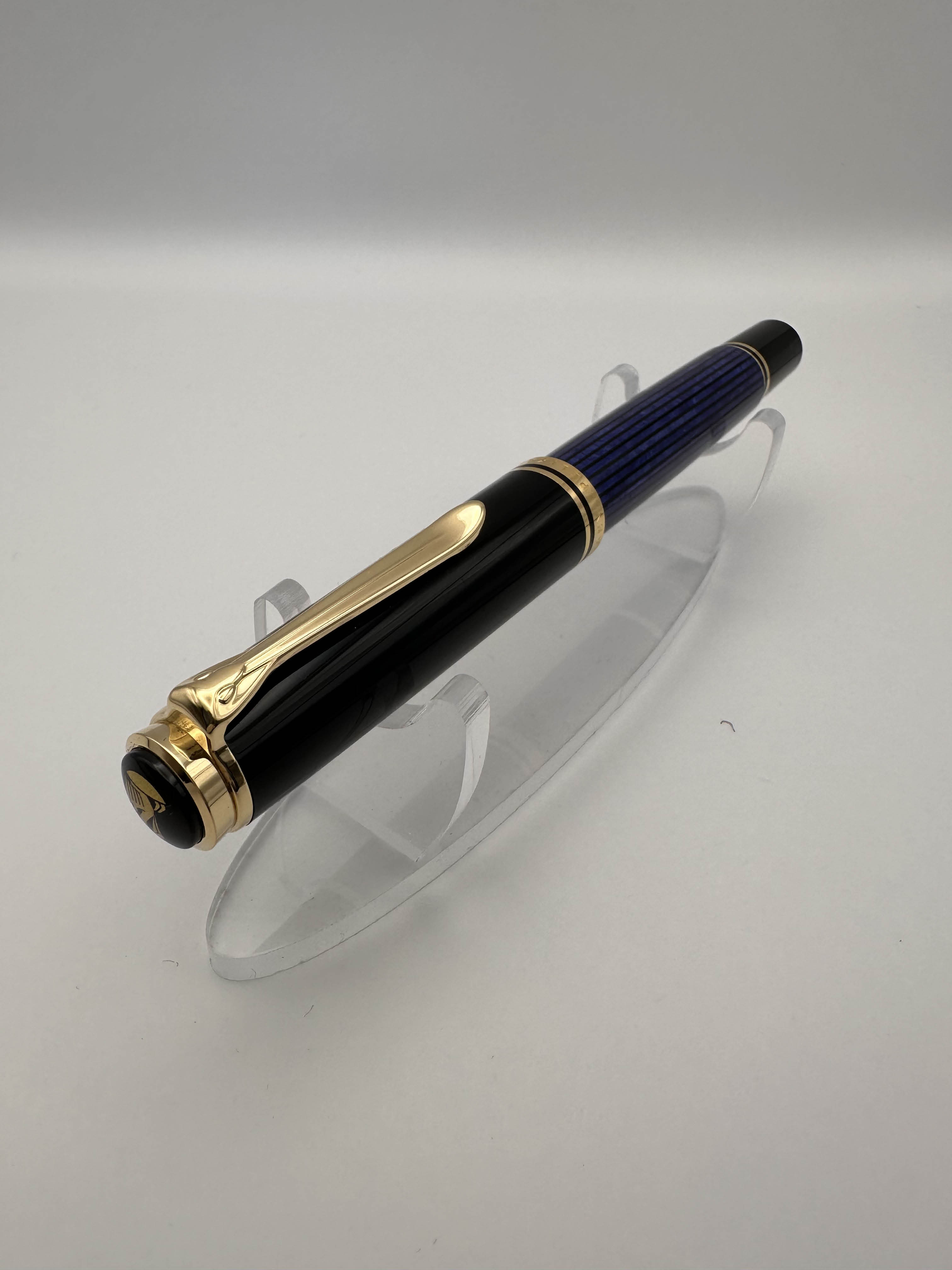 25 Pelikan M800 blau.jpg