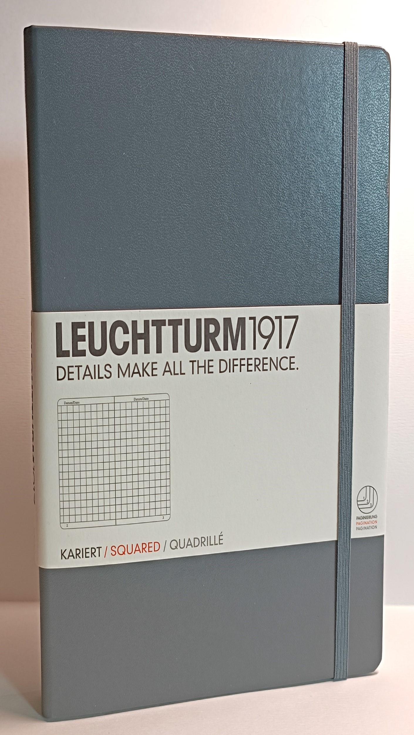Leuchtturm1917_A5-anthrazit_web.jpg