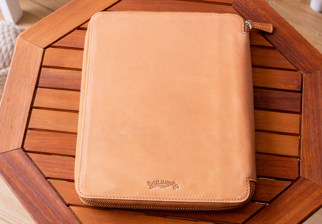 Galen Leather zippered folio B5-1.jpg