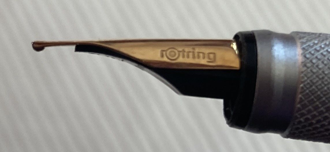 600 Gold Feder B Rotring.JPG