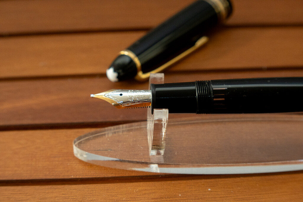 Montblanc 146 LeGrand-2.jpg