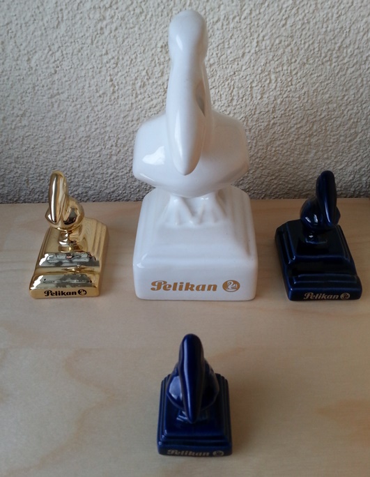 Pelikan Family.jpg