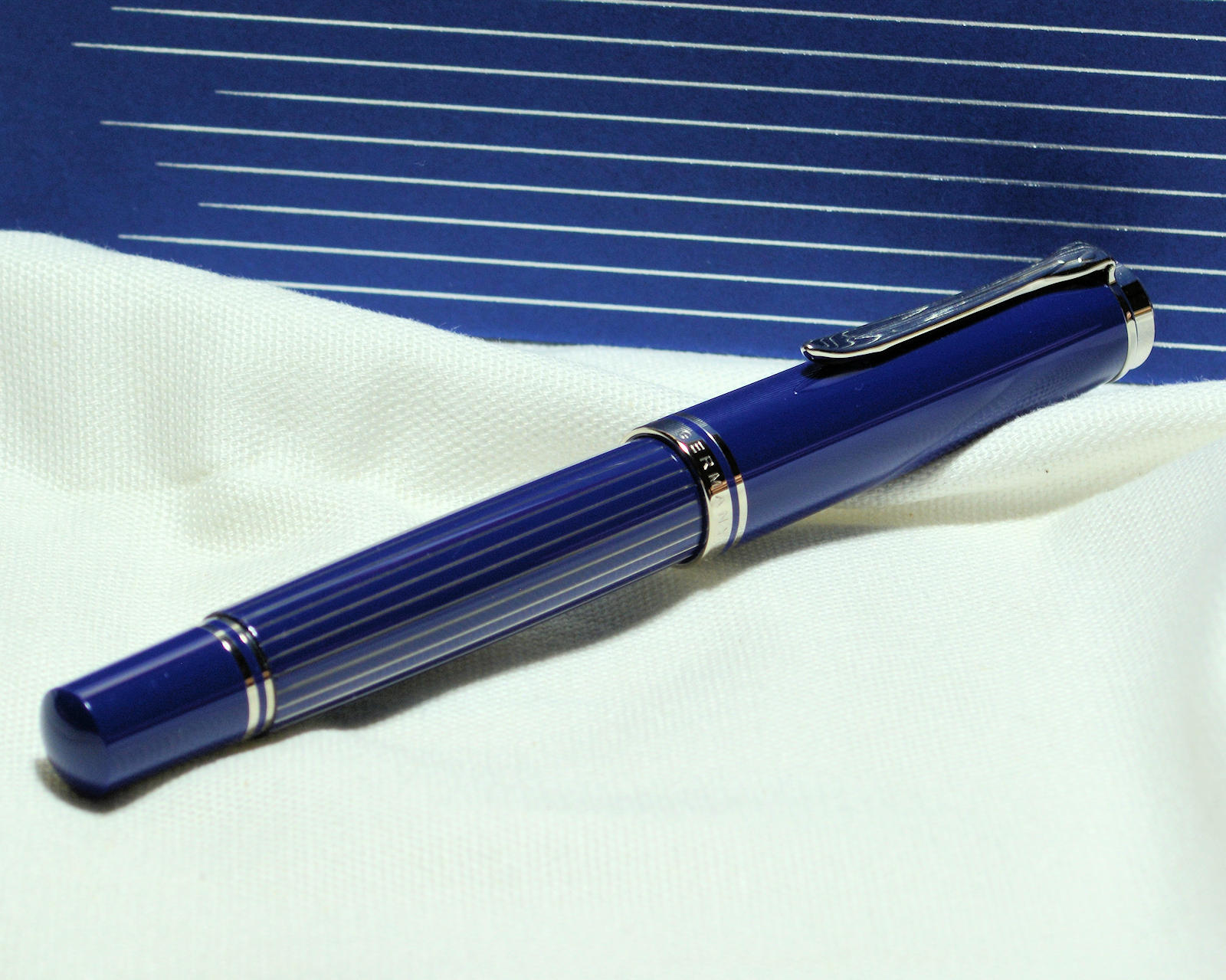 M815MetalBlue-02.jpg