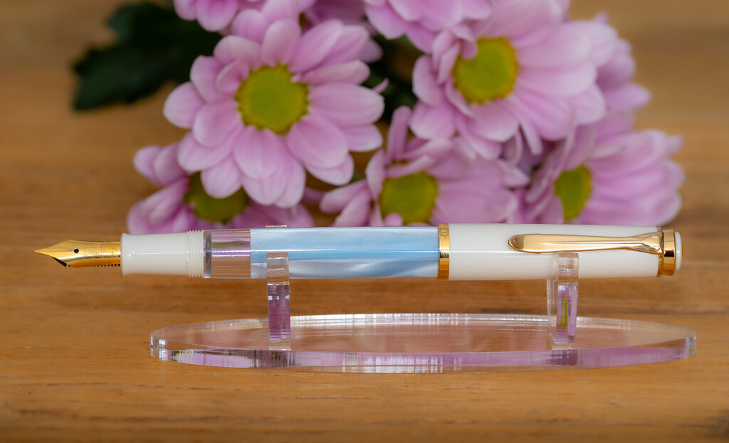 Pelikan M200 pastell-blau <EF> 2.jpg