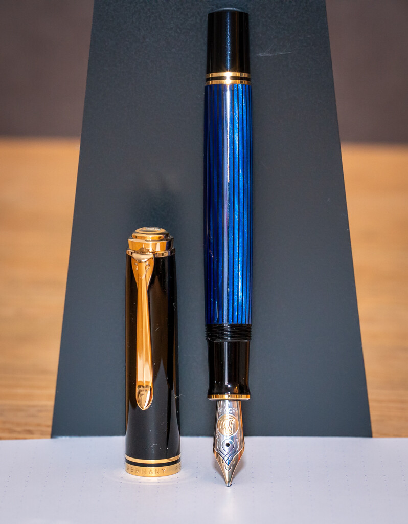 Pelikan M800 <M> 1.jpg