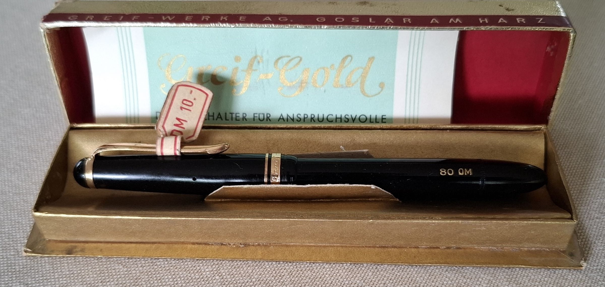 Greif Gold 1.jpg