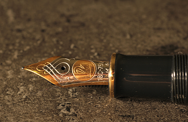 Pelikan 012bearb.jpg
