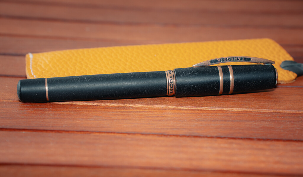 Visconti HS Bronze Fine Nib-1.jpg