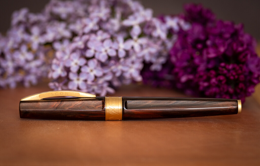 Visconti Mirage Mtyhos Apollo-1.jpg