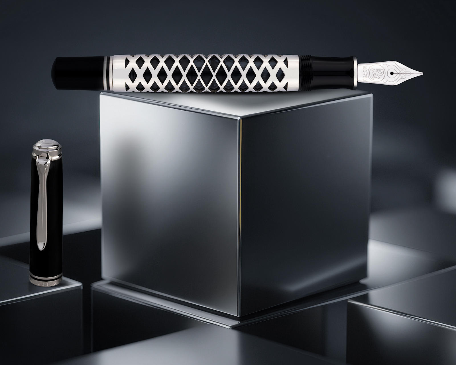 M805MetalSleeve05.jpg