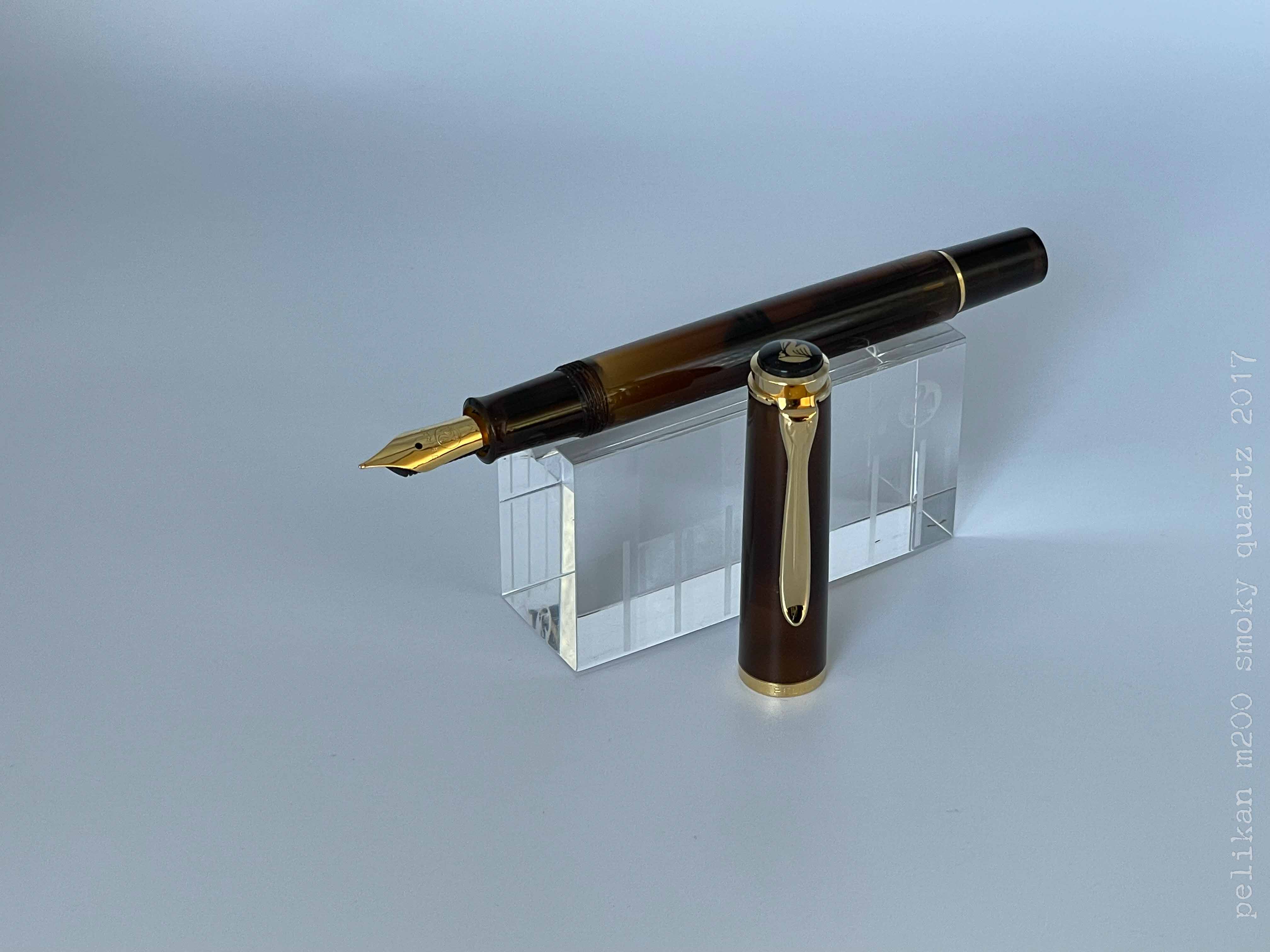 pelikan m200 smoky quartz 2017-2.jpg