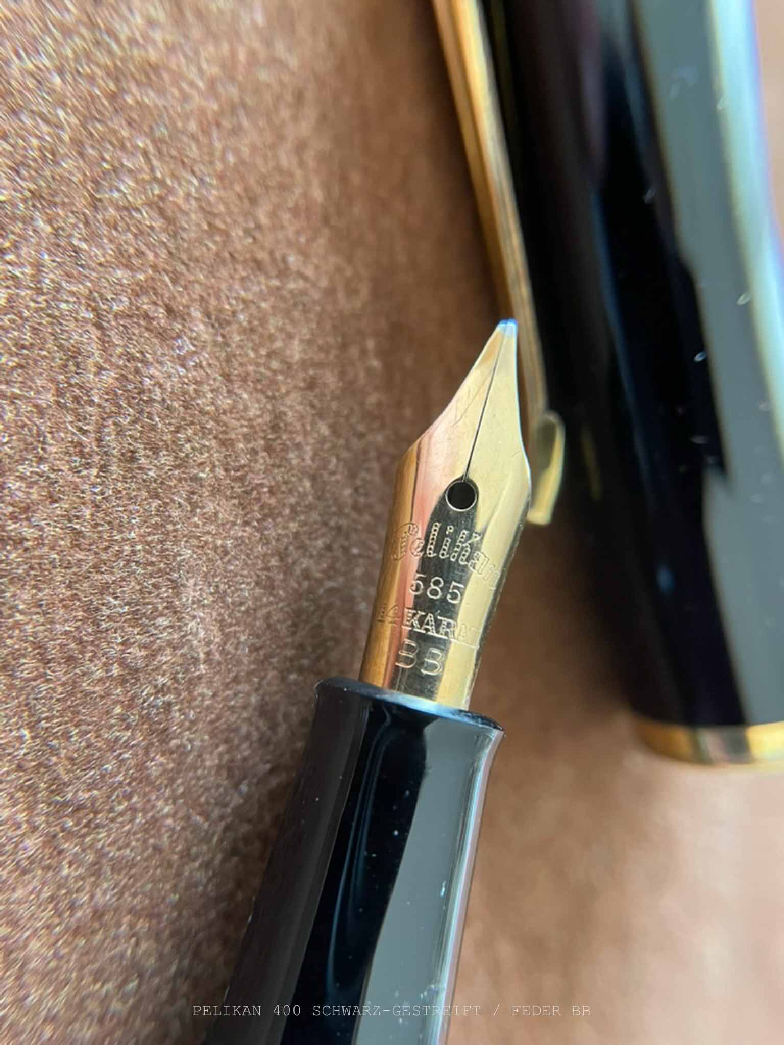 pelikan 400 schwarz-gestreift BB-1.jpg
