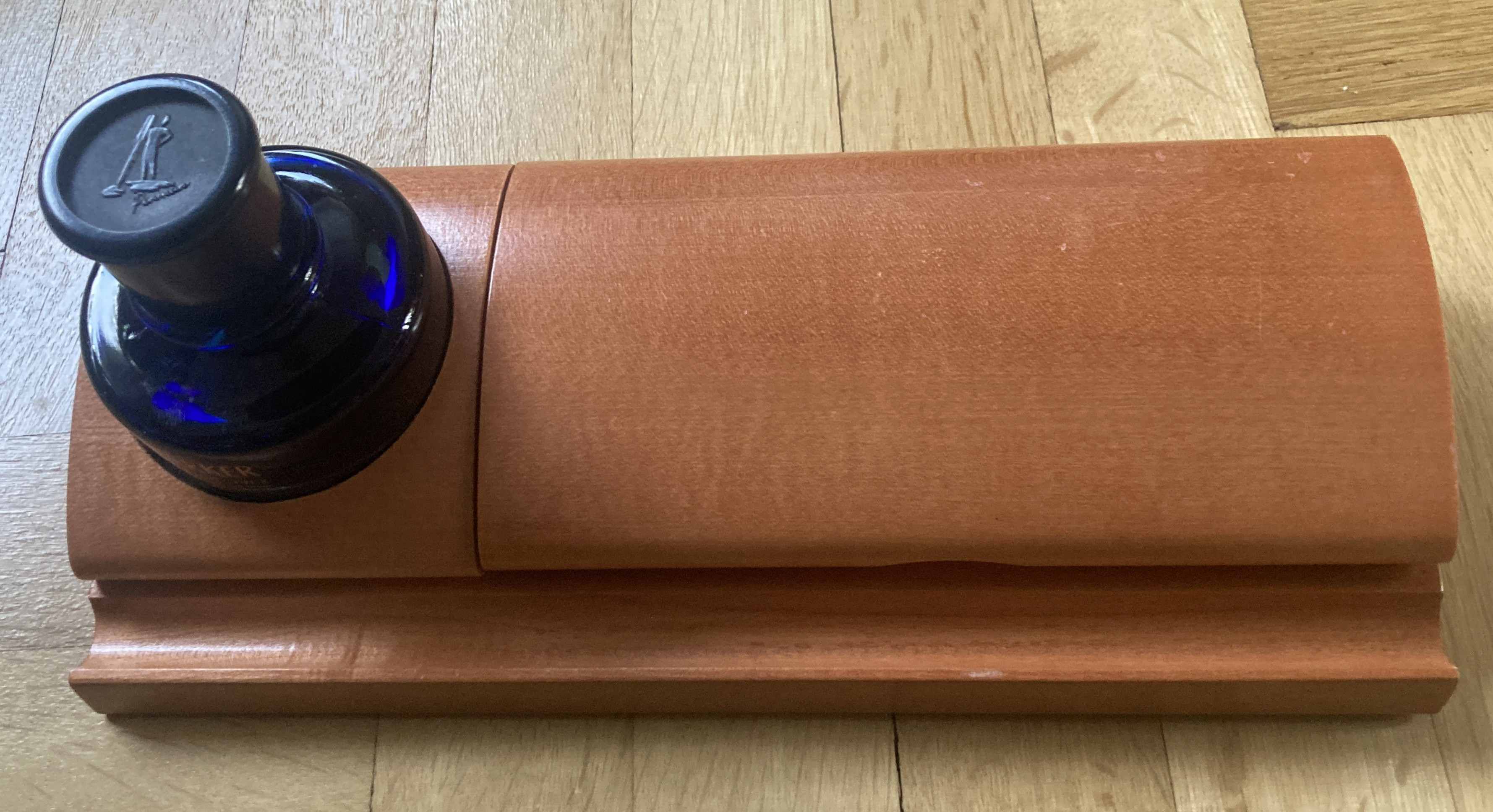 Parker geschlossen.JPG