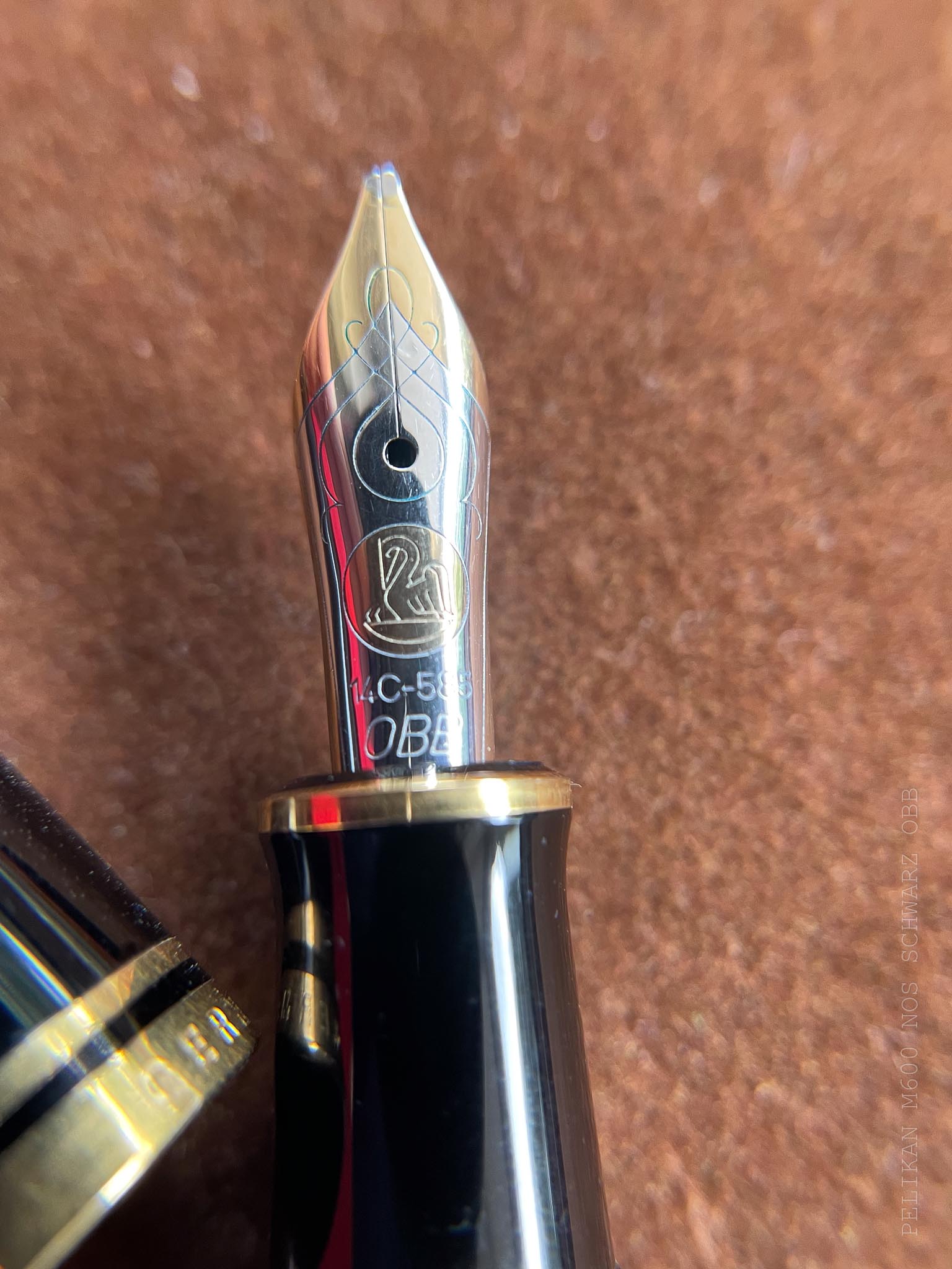 Pelikan M600 NOS Schwarz OBB-1.jpg
