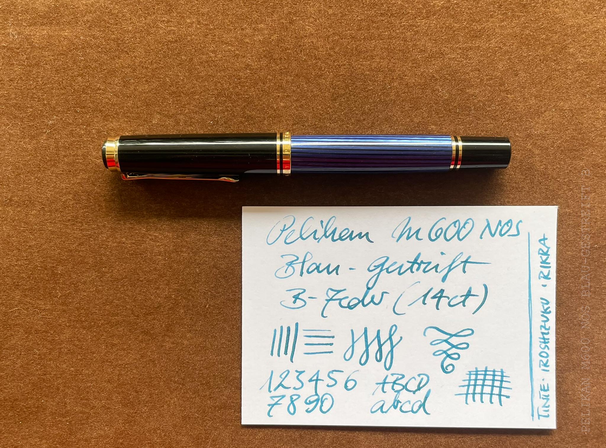 Pelikan M600 NOS Blau-Gestreift B-3.jpg