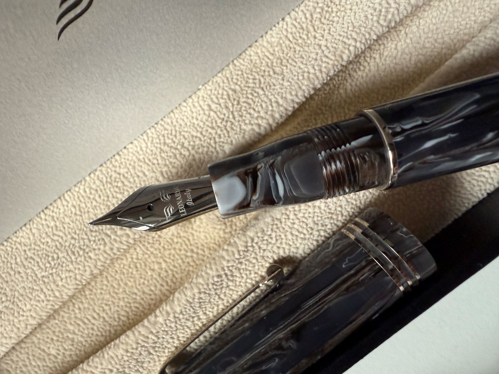 Leonardo Horn Feder.JPG