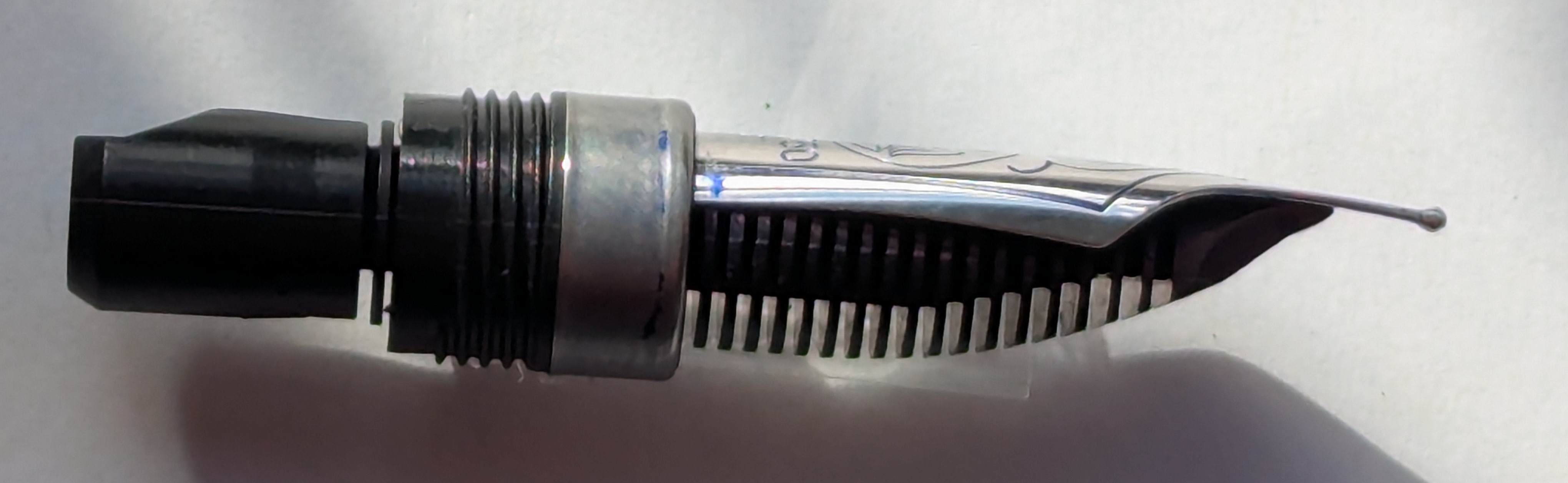 r2.jpg