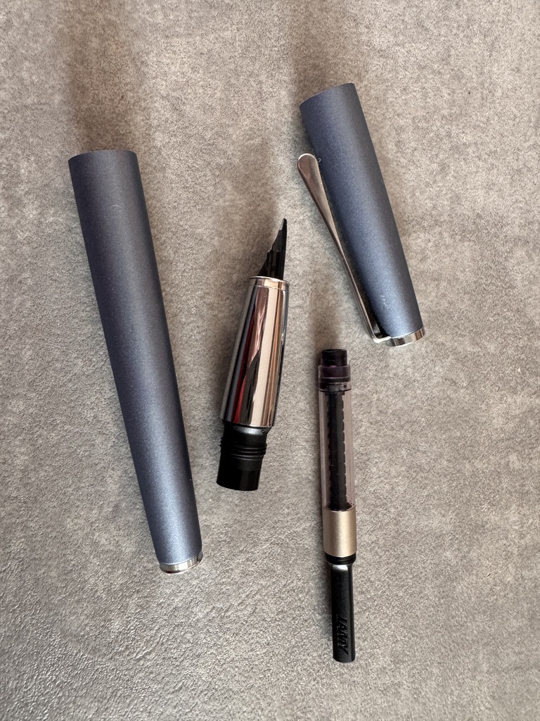 LAMY2.jpeg