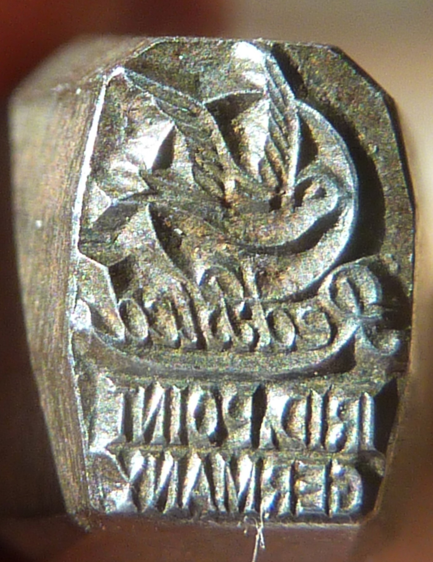 Punze Bock mit Vogel.JPG