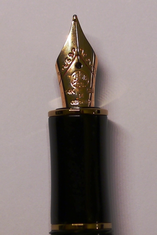 Kaweco Dia II mit Goldfeder 14 K (red).jpg