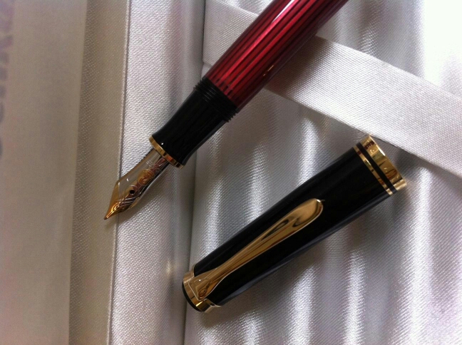 Pelikan M400 pennino.jpg