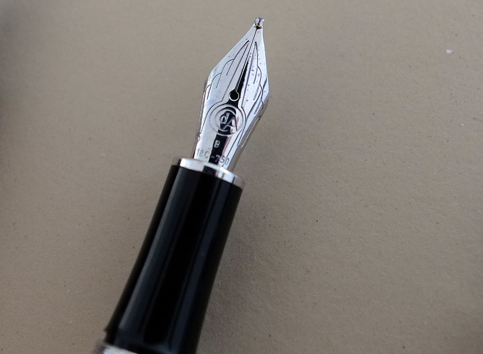 3xCursiveItalic_03.jpg
