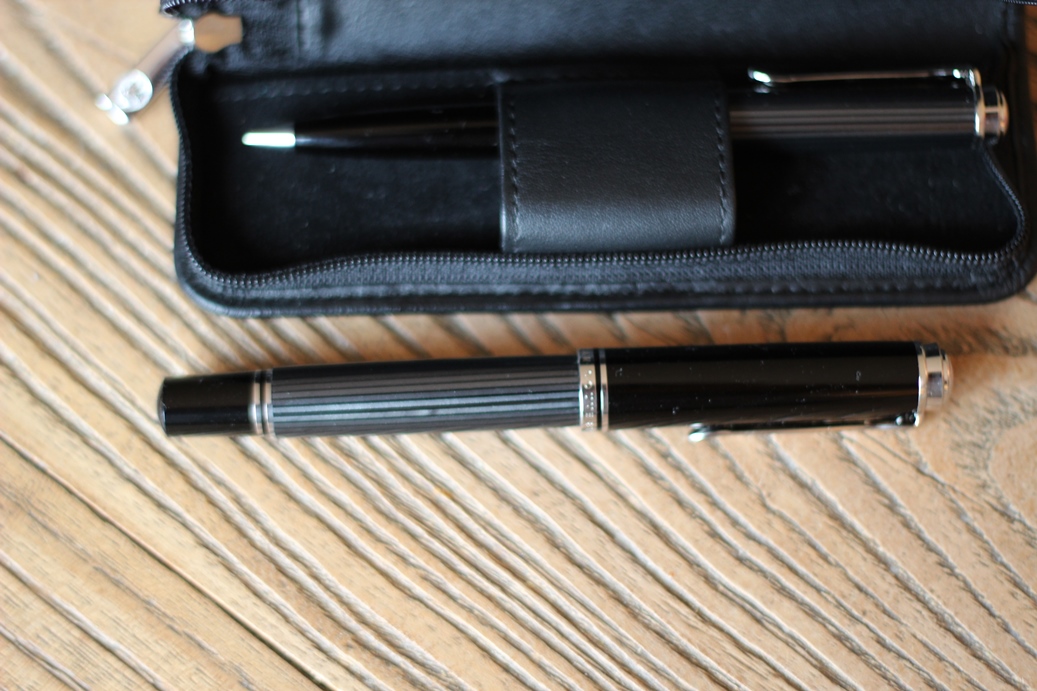 M805.jpg