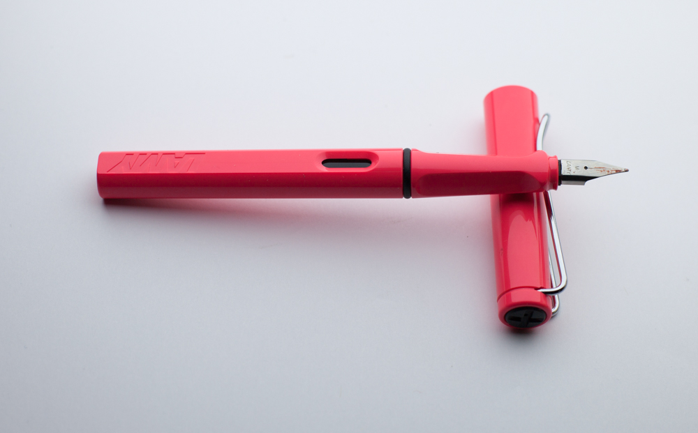 lamy safari coral-2.jpg