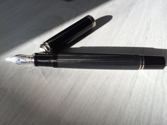 M805 Grau Stresemann2.jpg
