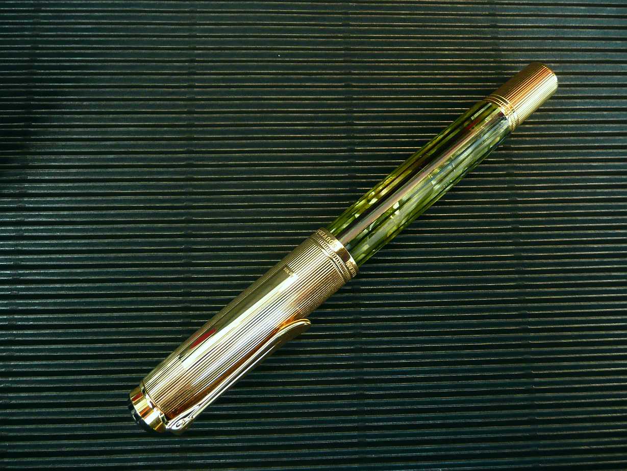 Pelikan Souverän M450 2.jpg