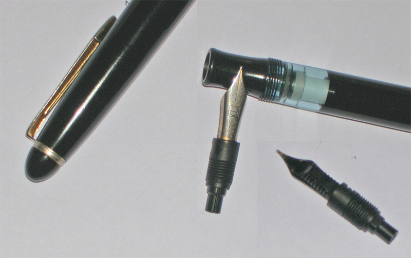 Senator 301 &quot;Windsor&quot; mit herausgeschraubtem Tintenleiter (eingefügt der Tintenleiter von der anderen Seite)