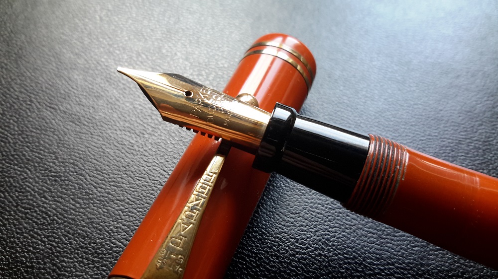 Duofold Big Red2.jpg