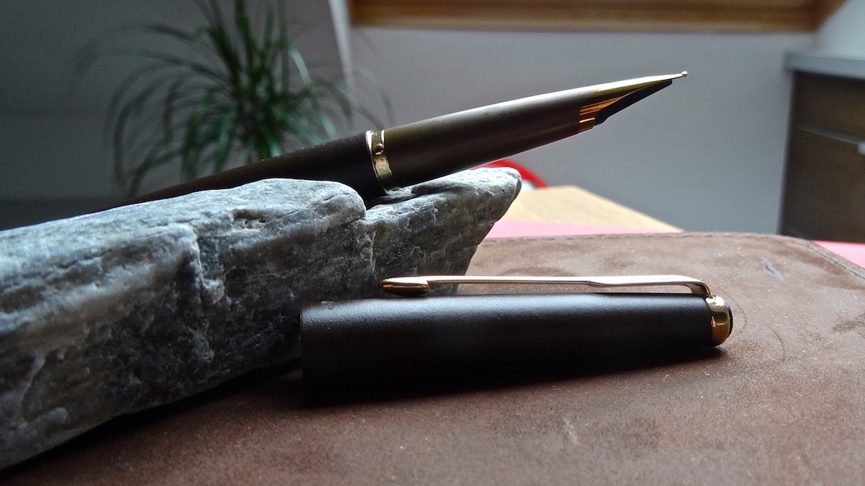 Parker 50 Falcon.1.JPG