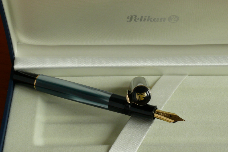 Pelikan M 200 grün marmoriert